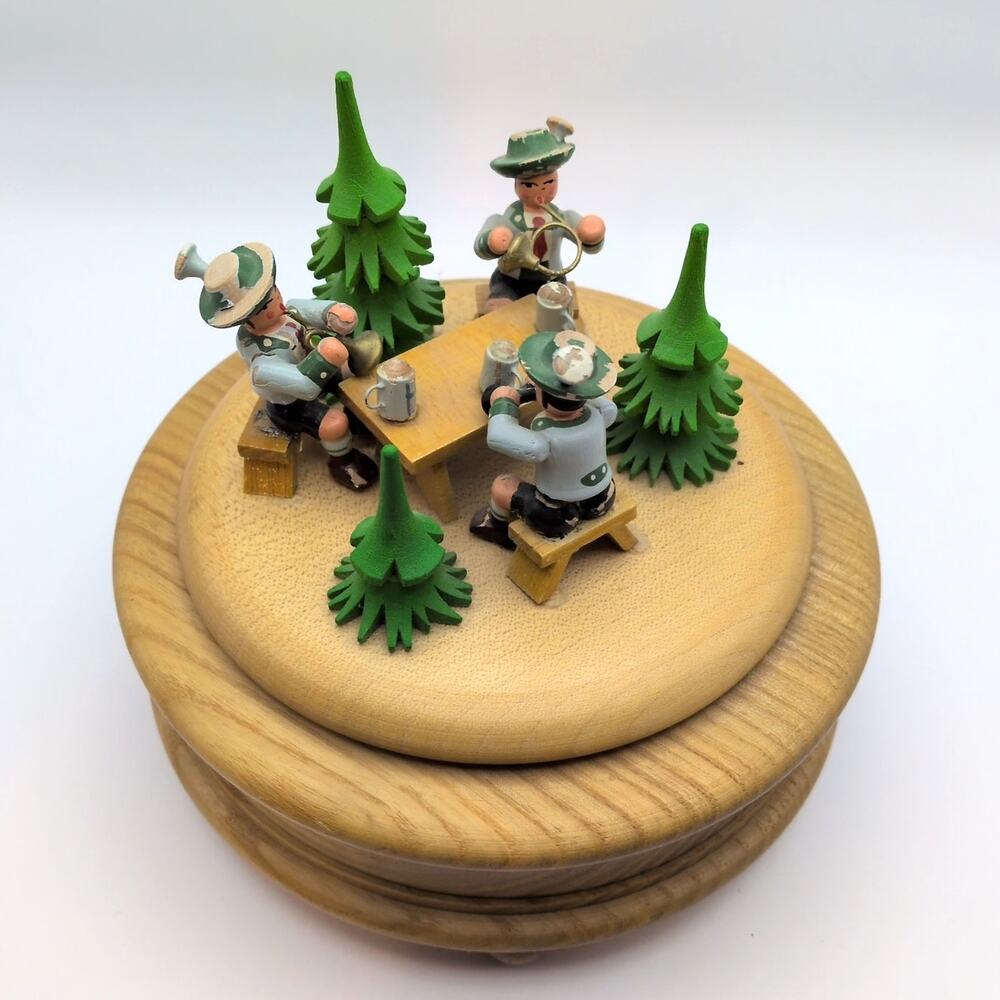 Vtg Reuge Erzgebirge Oktoberfest Revolving Christian Ulbricht Wooden Music Box